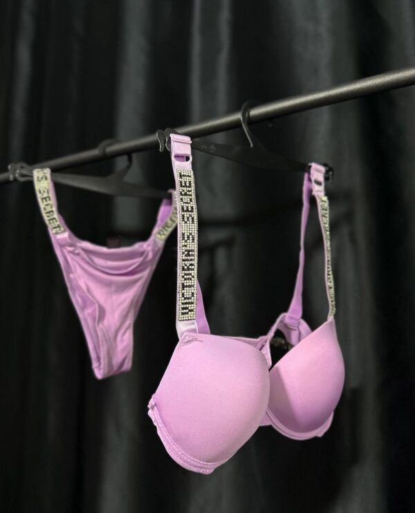 Victoria's Secret Taşlı Mor Set